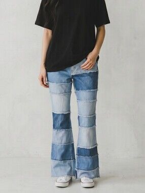 Vtg '00s Zana di patchwork flare jeans frayed